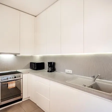 Saint John Two Bedroom By Reside Baltic Apartment *